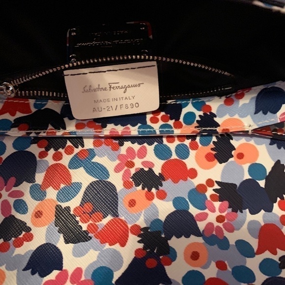 SALVATORE Ferragamo - Greta multicolor Leather bag - Picture 7 of 8